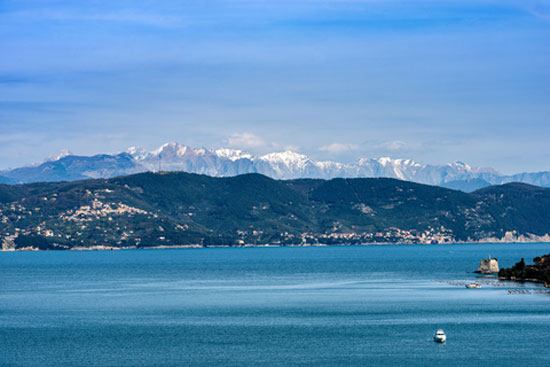 Regionalpark Apuanische Alpen - Blick vom Golf von La Spezia